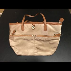 Michael kors tote